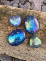 Load image into Gallery viewer, Aura Lapis Lazuli mini hearts and small palms 💙✨✨✨
