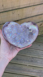 Load and play video in Gallery viewer, Huge dreamy Amethyst aura heart 💜✨
