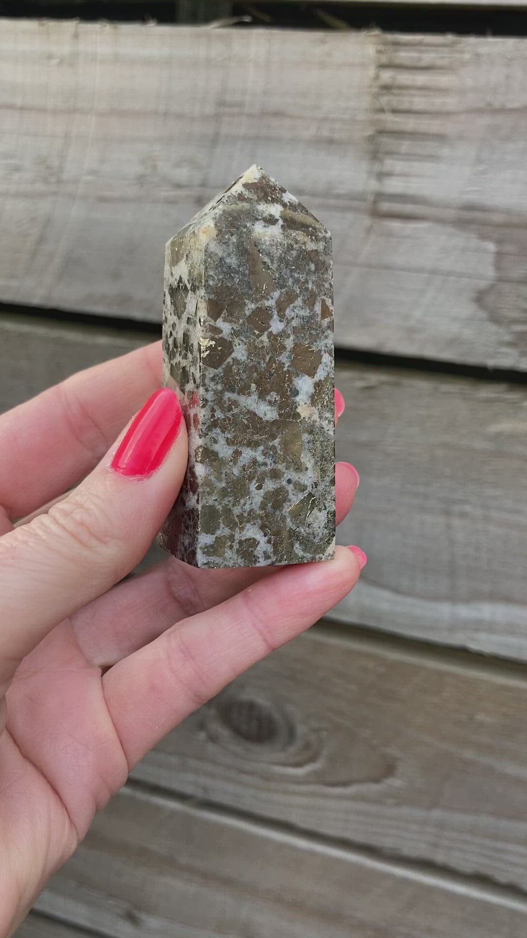 Stunning Pyrite and Calcite mini towers 💛✨