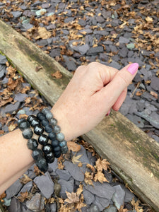 Herkimer 🤍 Labradorite 💙 Shungite 🖤 Hematite 🖤 bracelets