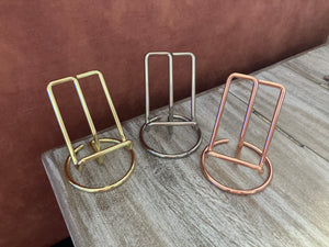 Stand ✨ Rose Gold 🧡 Gold 💛 Silver 🤍 stands for slabs