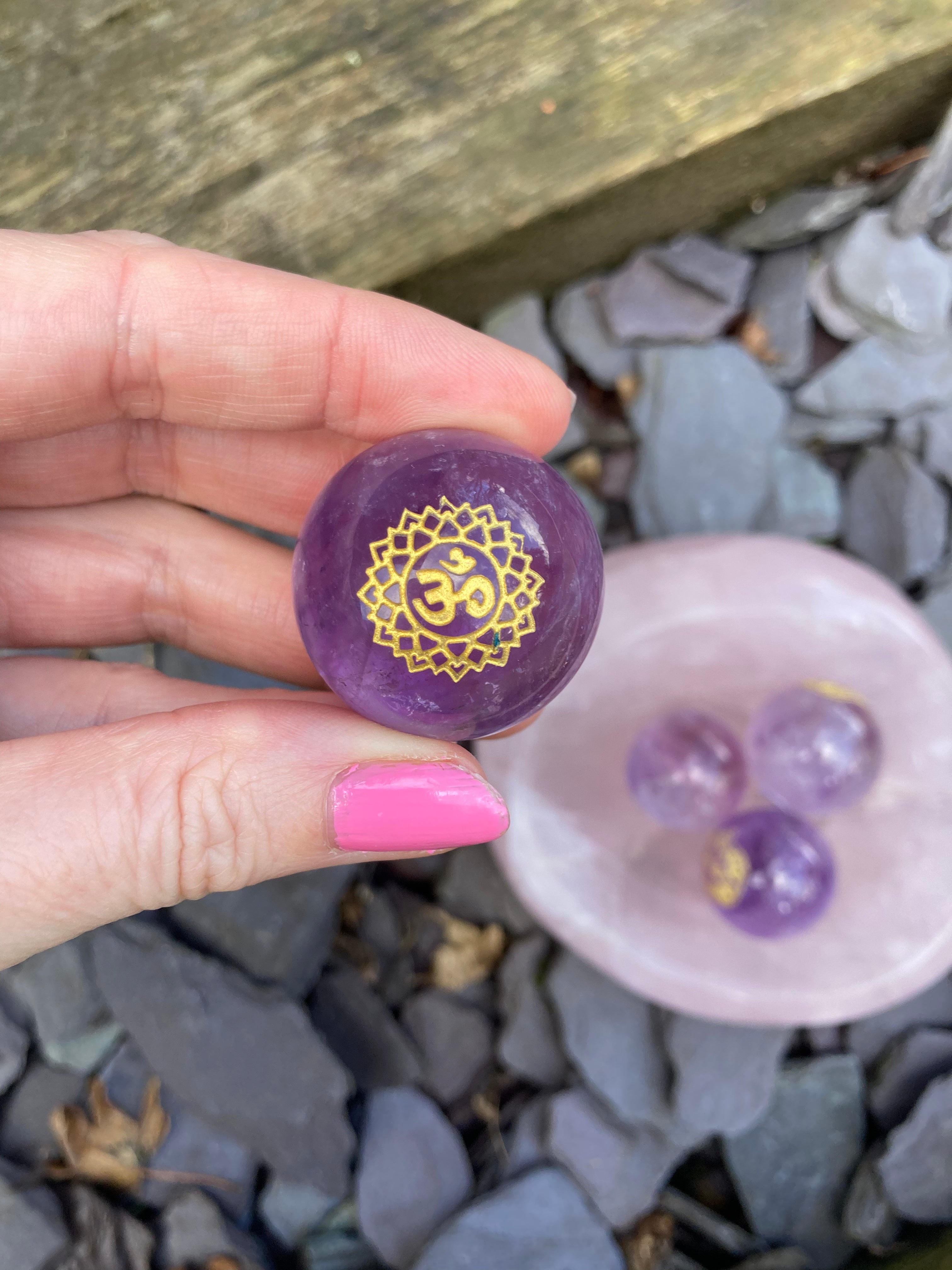 Mini Amethyst spheres 💜 Om & Hamsa hand designs