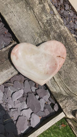 Load and play video in Gallery viewer, Huge Pink Amethyst  druzy heart bowl 💖✨
