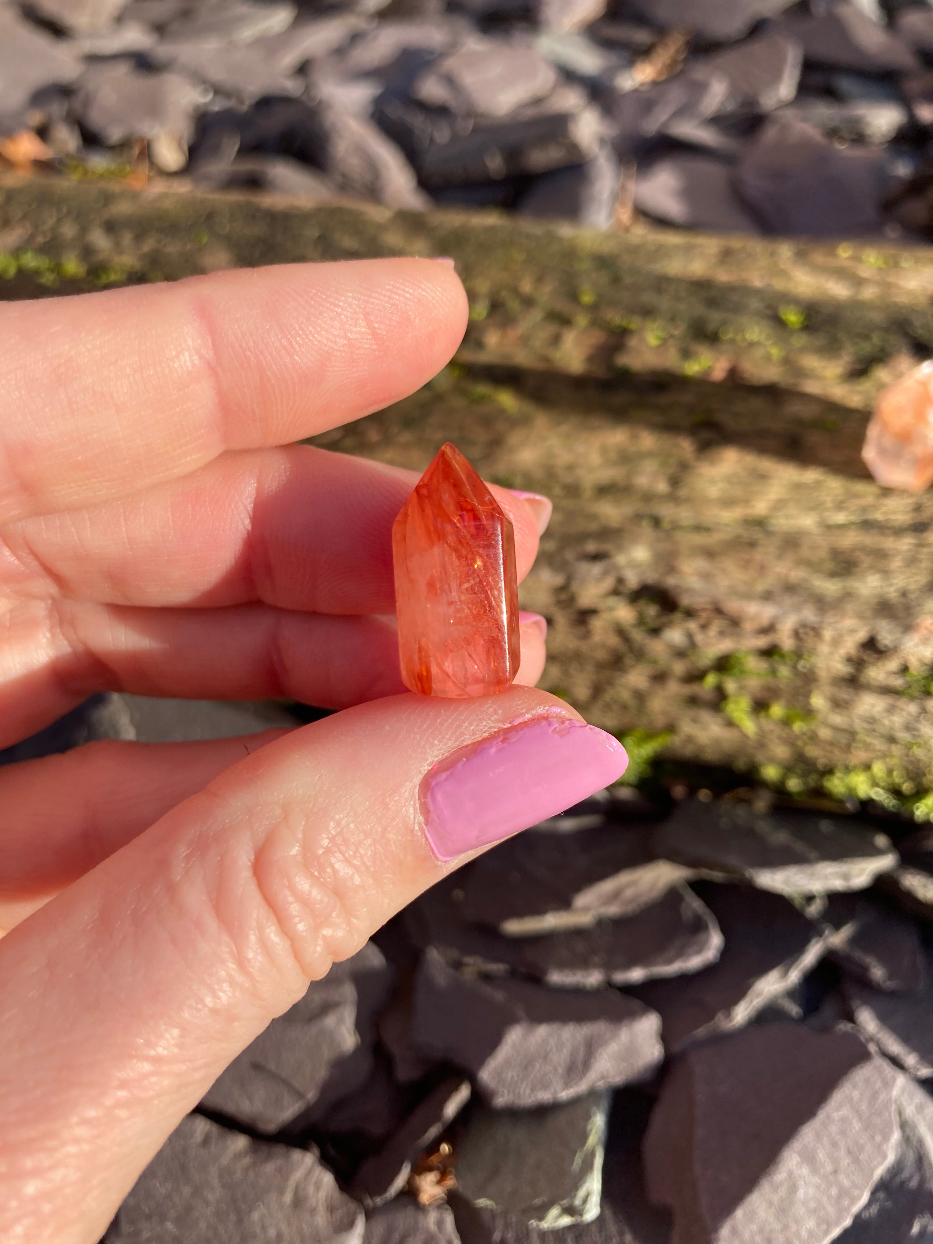 Mini Fire Quartz points