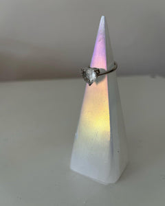 Aura selenite ring holders