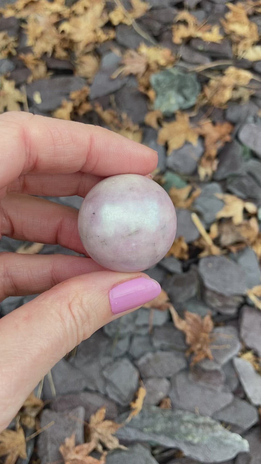 Beautiful collection of Kunzite spheres 💜 some aura 💜✨