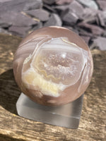 Load image into Gallery viewer, Double druzy Flower agate sphere
