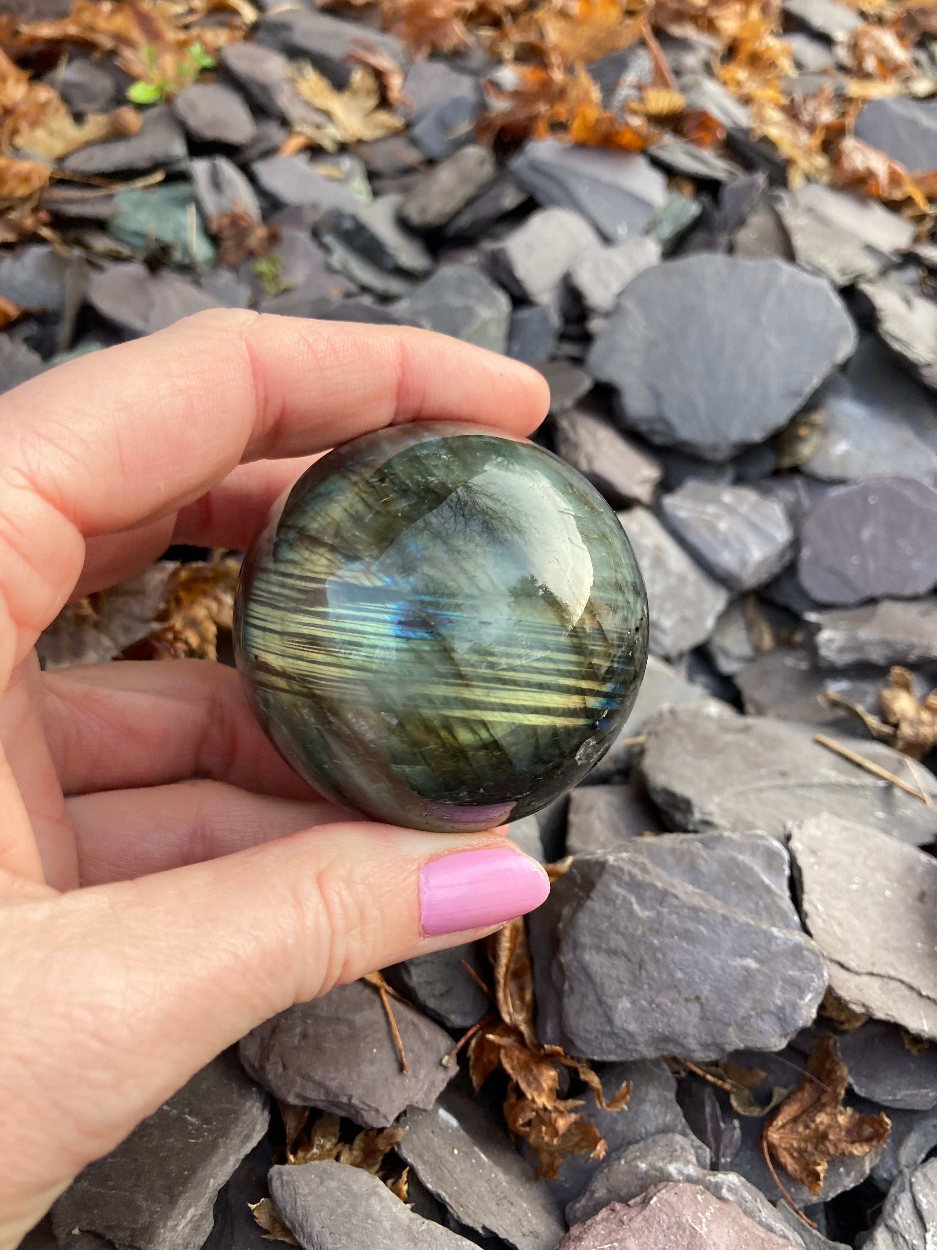 Super flashy Labradorite sphere