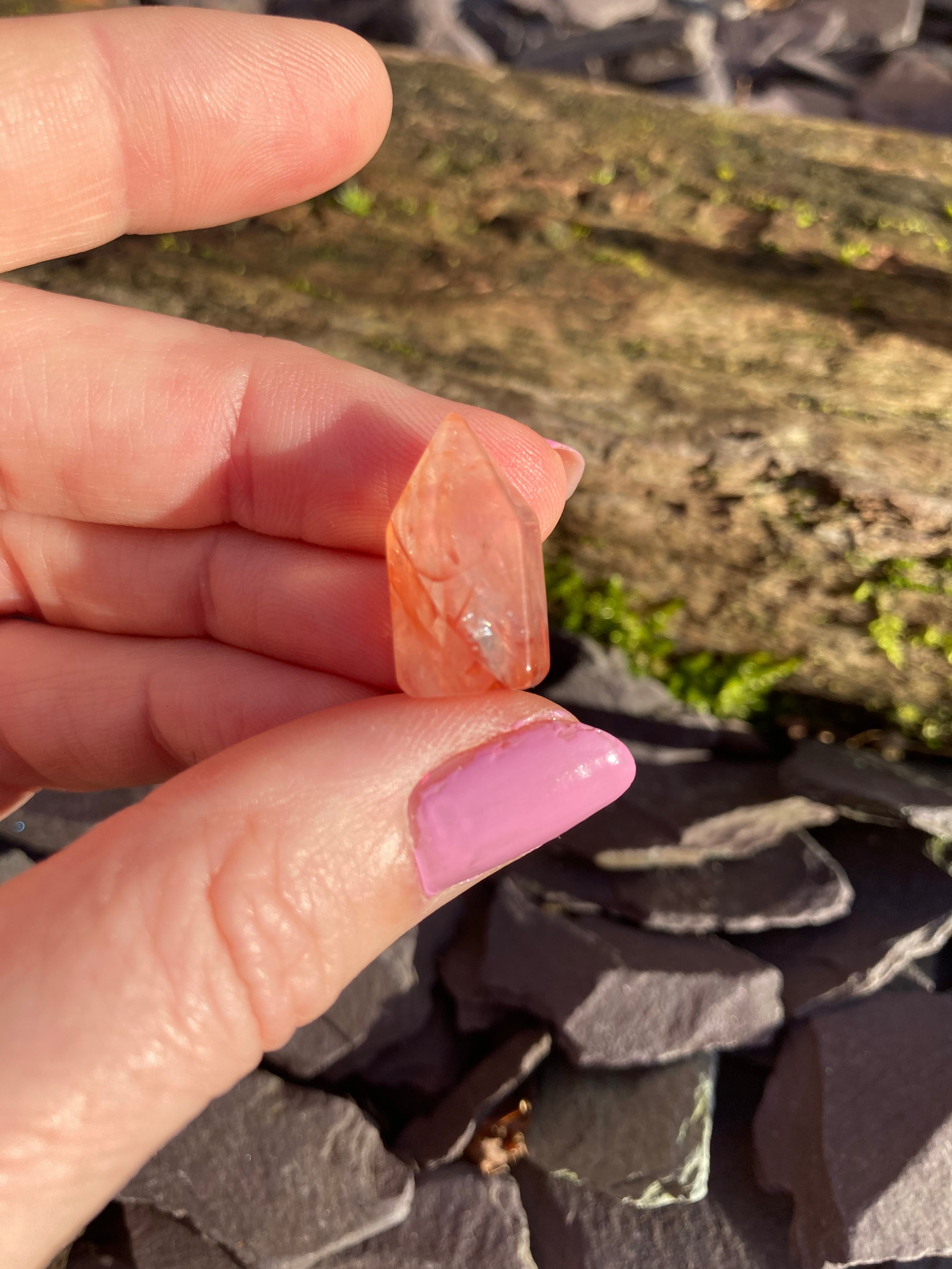 Mini Fire Quartz points