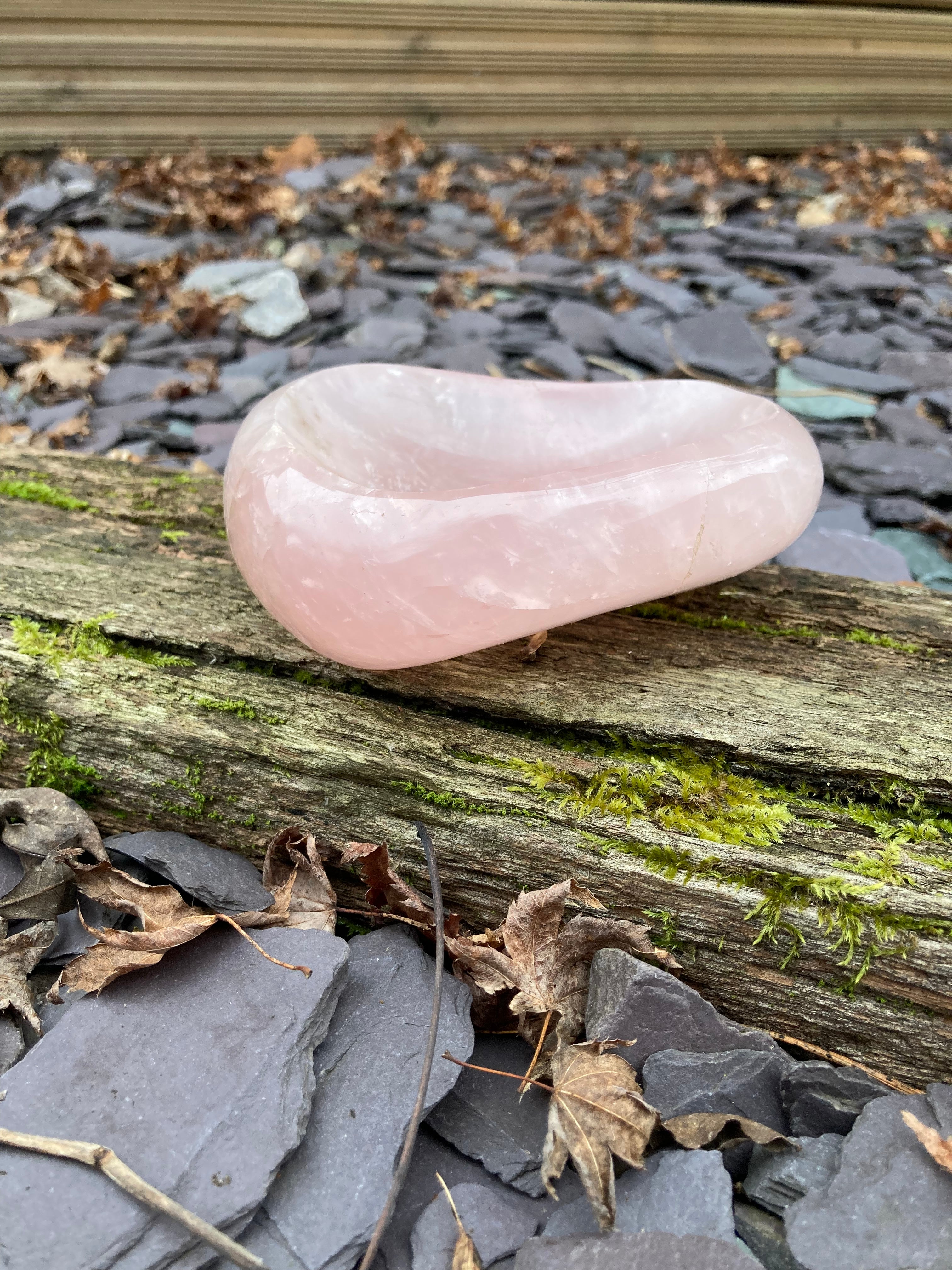 Super cute smaller chunky Rose Quartz bowl 💖