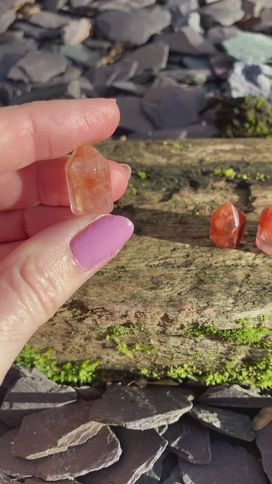 Mini Fire Quartz points